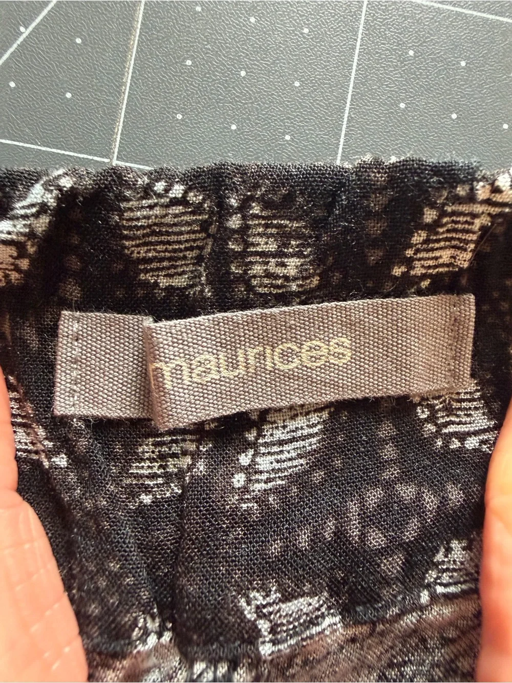 3/$20 Maurices Black and White Patterned Shorts Size Medium